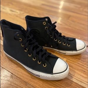 Converse High Top 9.5
